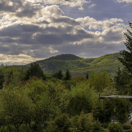 Mountain House Villa Salgótarján Exteriör bild